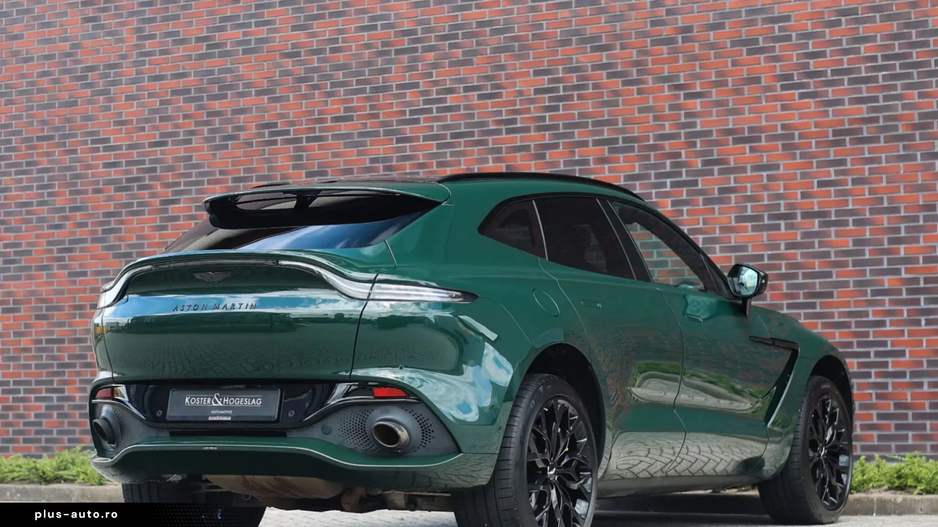 Aston Martin DBX 4.0 V8   AWD • PANO • 360  • VENTILAȚIE