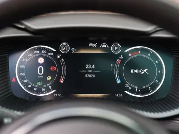 Aston Martin DBX 4.0 V8   AWD • PANO • 360  • VENTILAȚIE