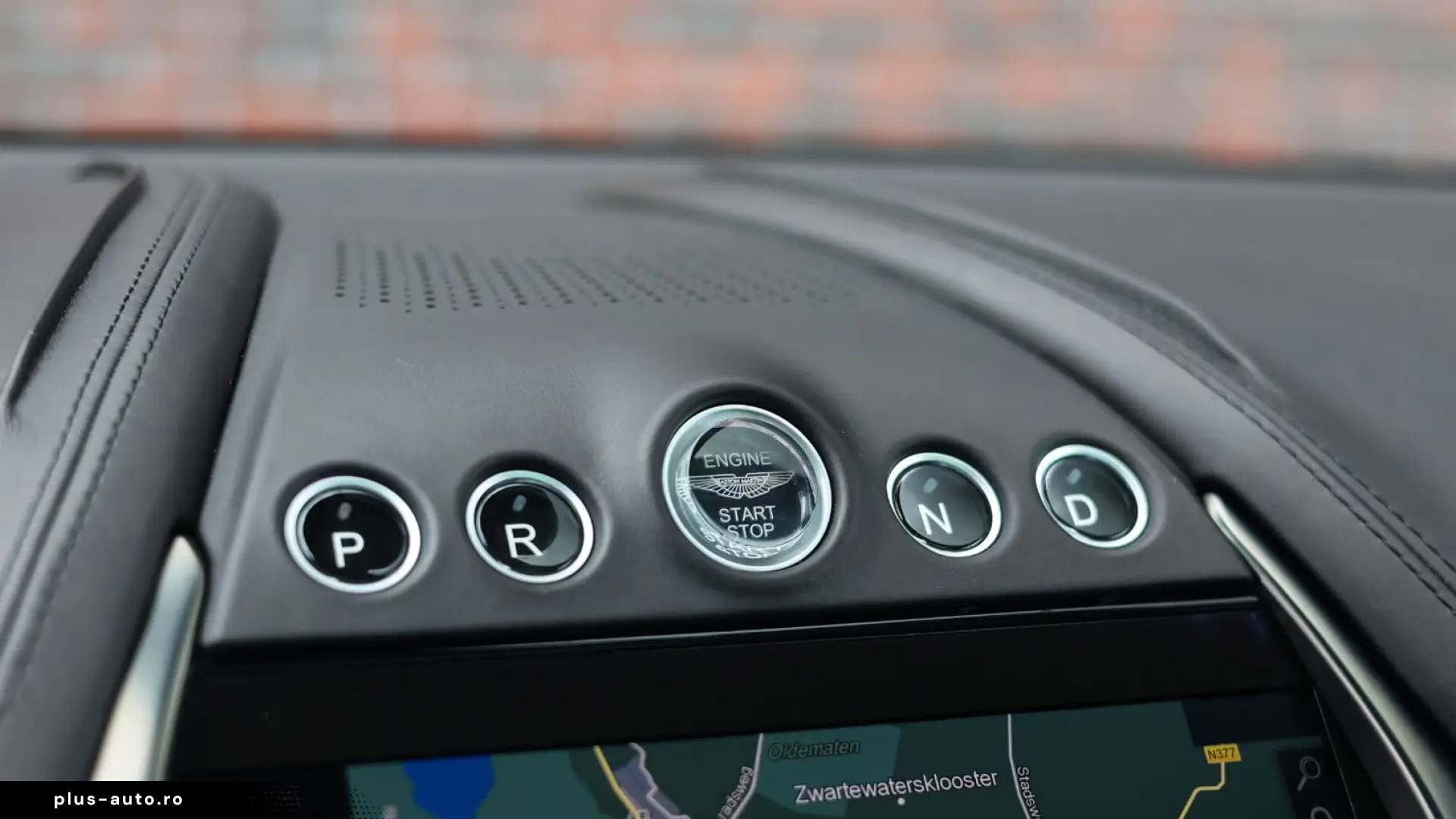 Aston Martin DBX 4.0 V8   AWD • PANO • 360  • VENTILAȚIE