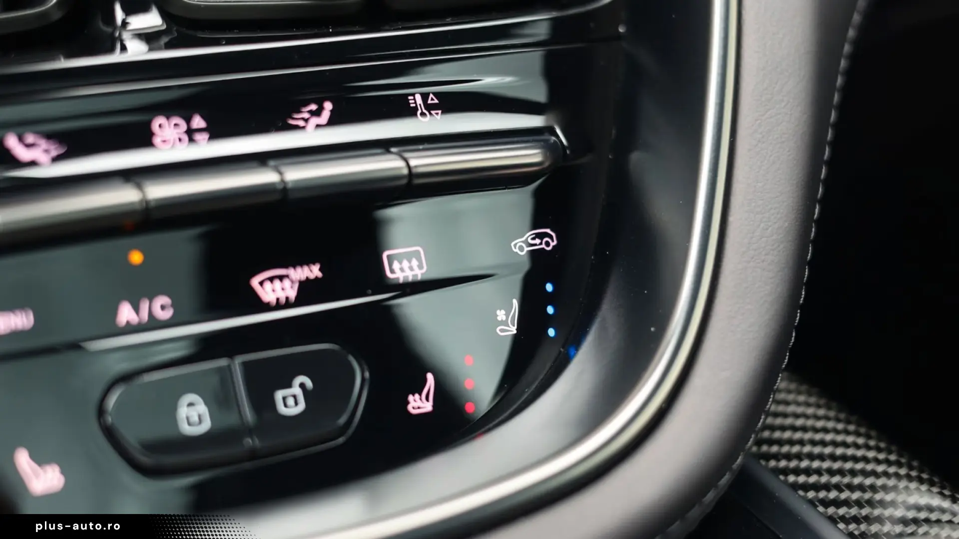Aston Martin DBX 4.0 V8   AWD • PANO • 360  • VENTILAȚIE