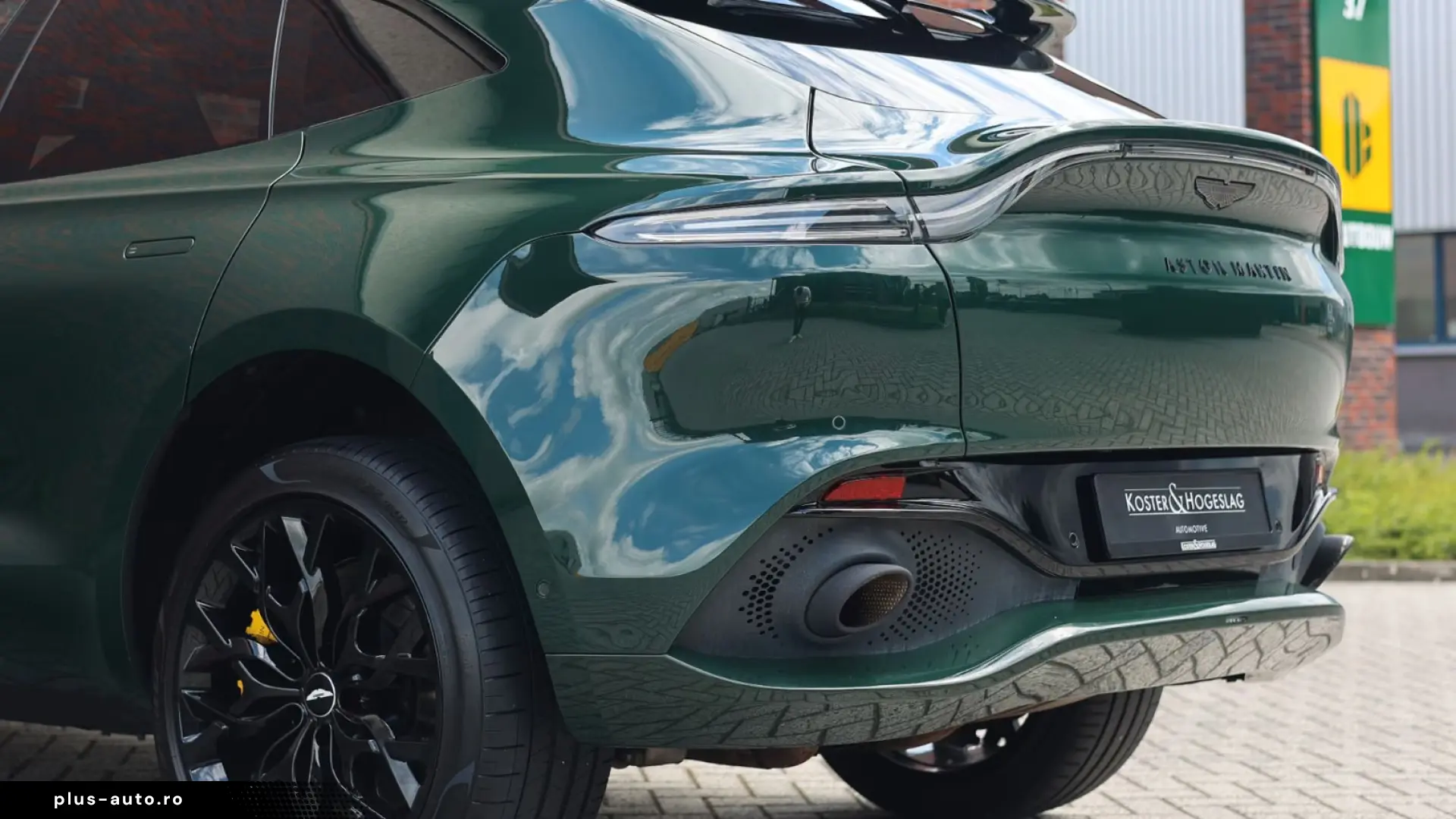 Aston Martin DBX 4.0 V8   AWD • PANO • 360  • VENTILAȚIE