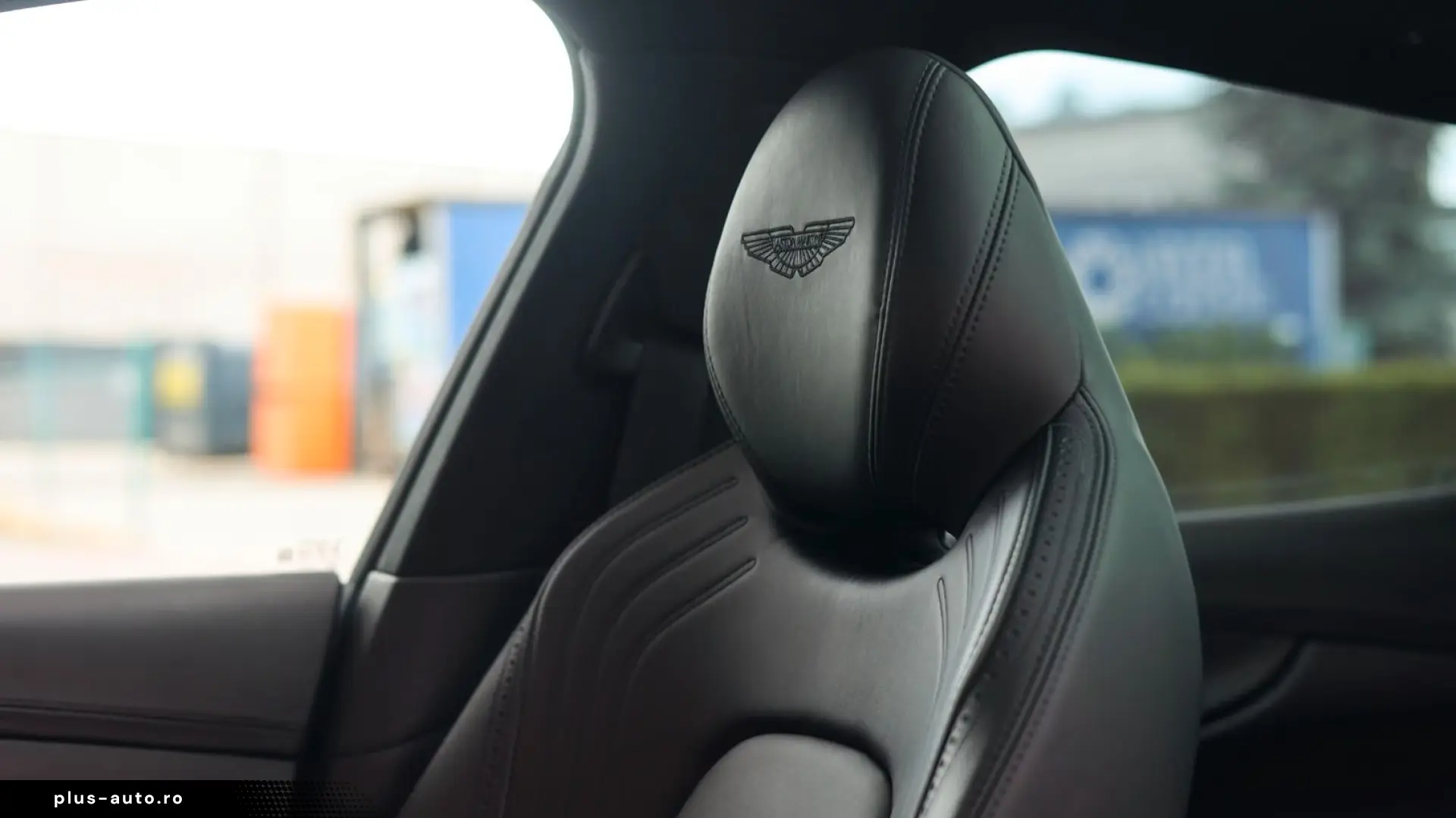 Aston Martin DBX 4.0 V8   AWD • PANO • 360  • VENTILAȚIE