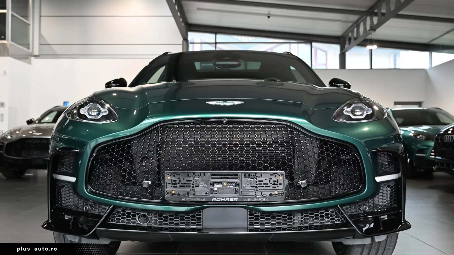 Aston Martin DBX S   727 CP • AWD • BOWERS & WILKINS • PANO