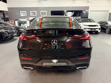 MERCEDES-BENZ GLC 300 d 4M Coupe AMG DISTR PANO LED …