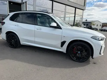 BMW X5 40 d xDrive M Sport HUD 22  AHK Pano