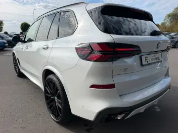 BMW X5 40 d xDrive M Sport HUD 22  AHK Pano