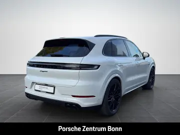 PORSCHE Cayenne E-Hybrid Black Edition