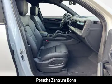PORSCHE Cayenne E-Hybrid Black Edition