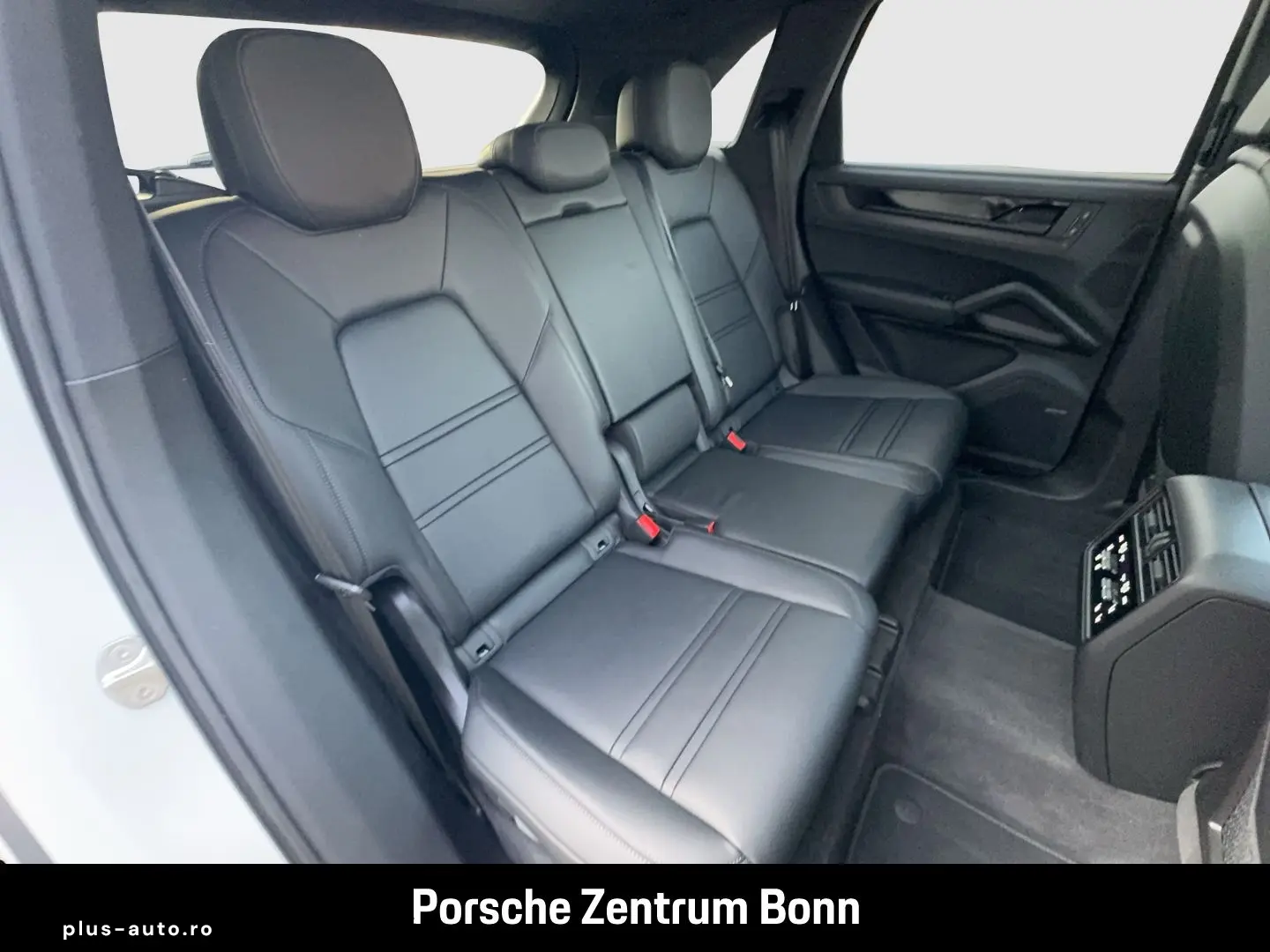 PORSCHE Cayenne E-Hybrid Black Edition