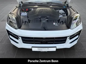 PORSCHE Cayenne E-Hybrid Black Edition