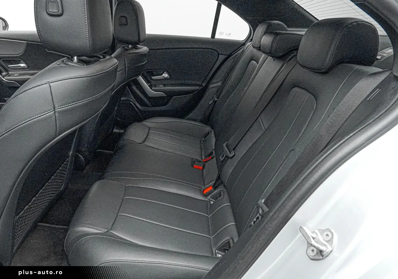 Mercedes-Benz A-200