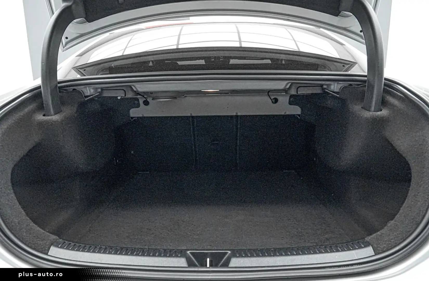 Mercedes-Benz A-200