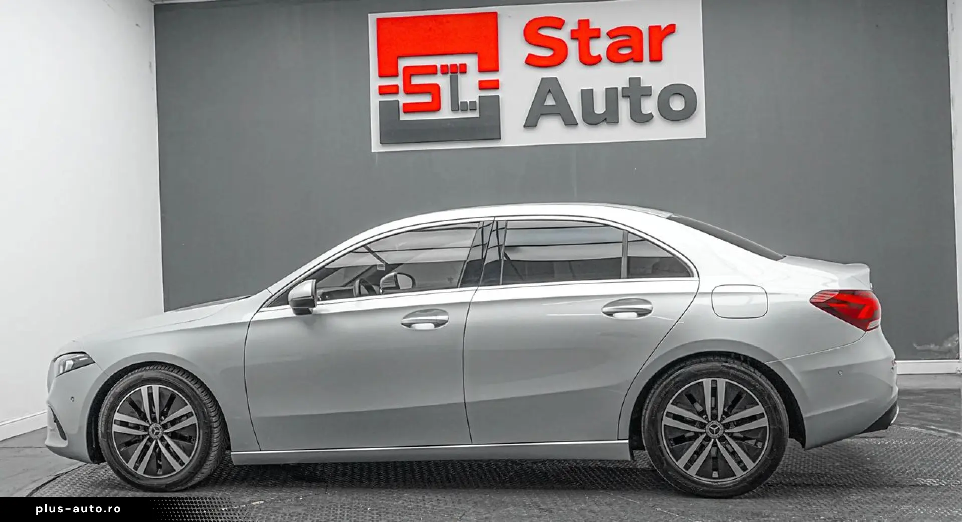 Mercedes-Benz A-200