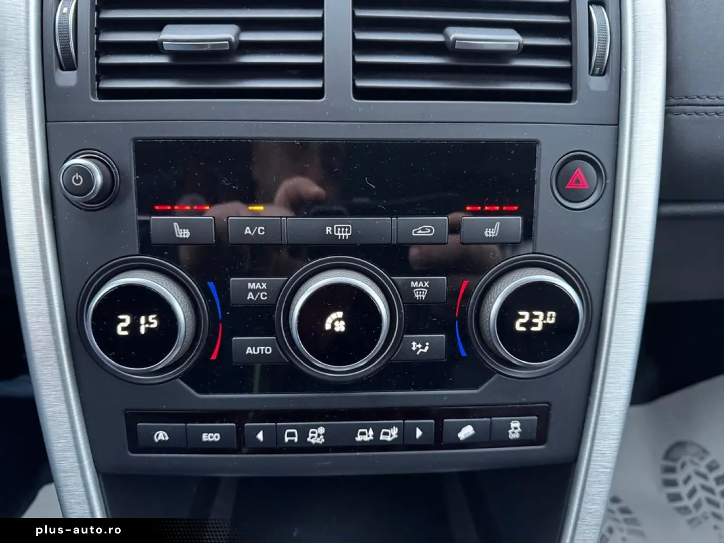 Land-Rover Discovery-Sport