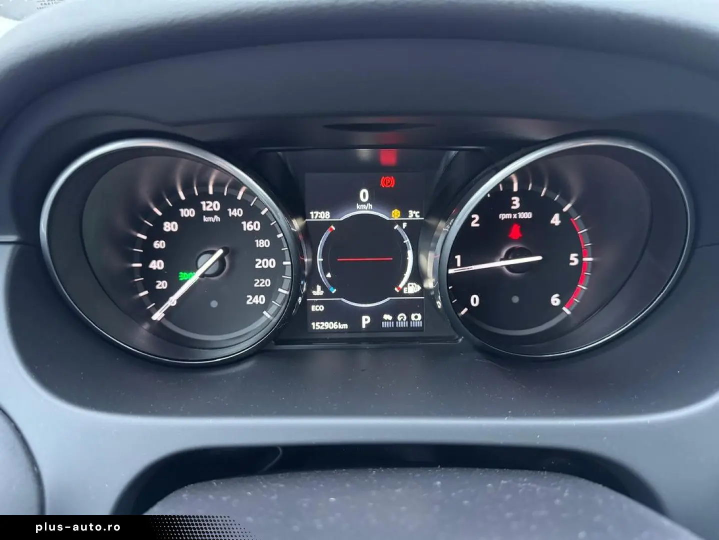 Land-Rover Discovery-Sport