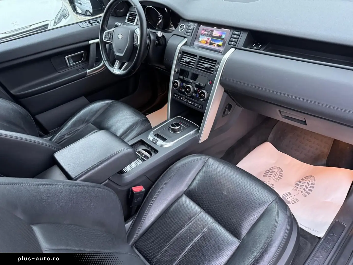Land-Rover Discovery-Sport