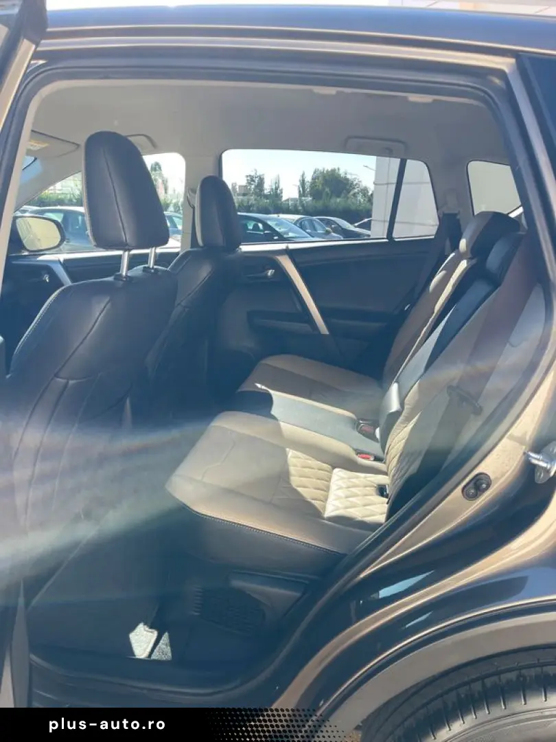 Toyota Rav-4