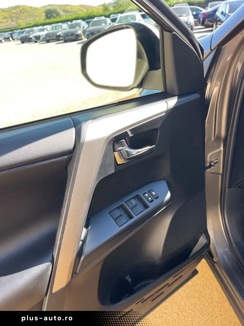 Toyota Rav-4
