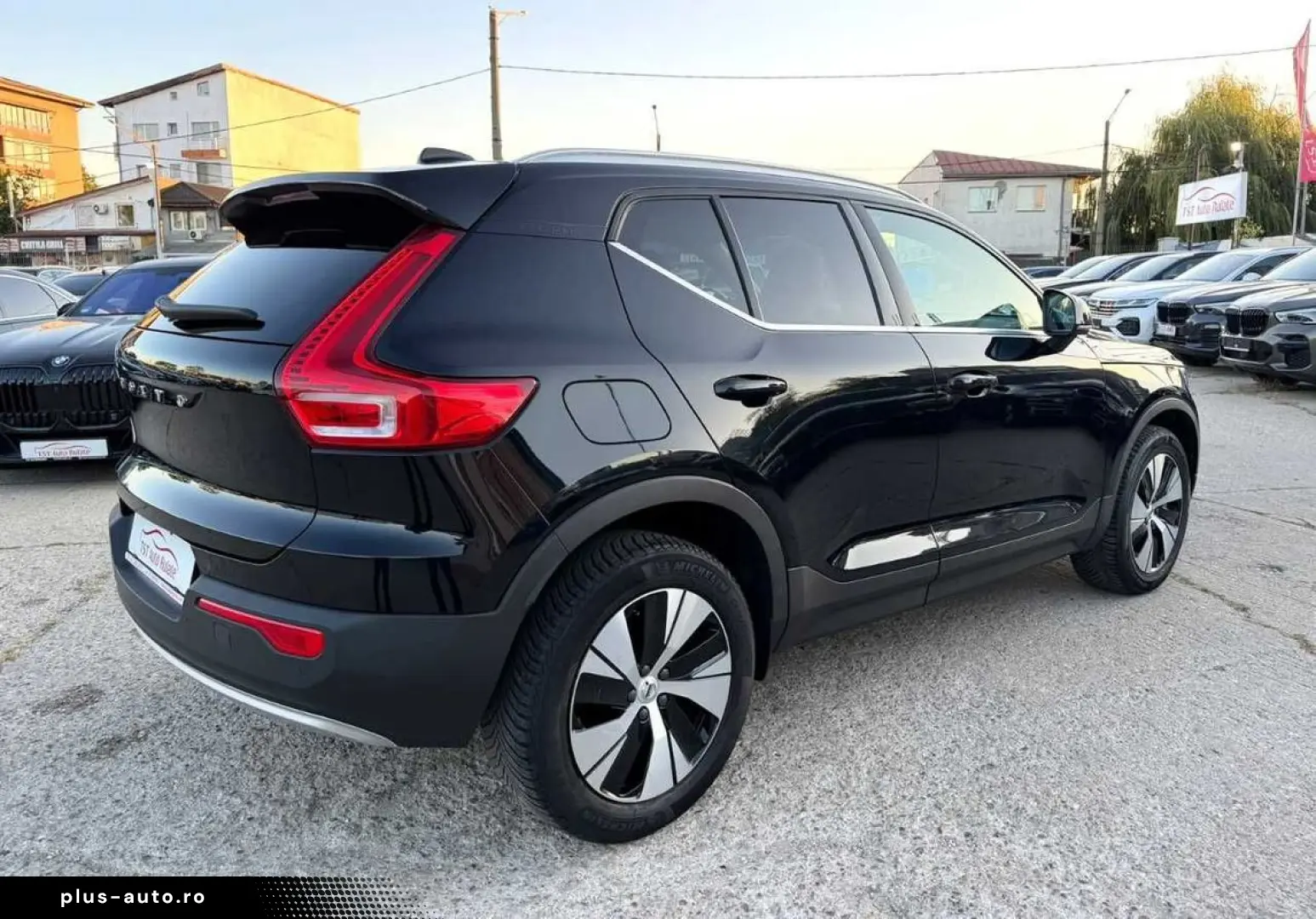 Volvo Xc-40