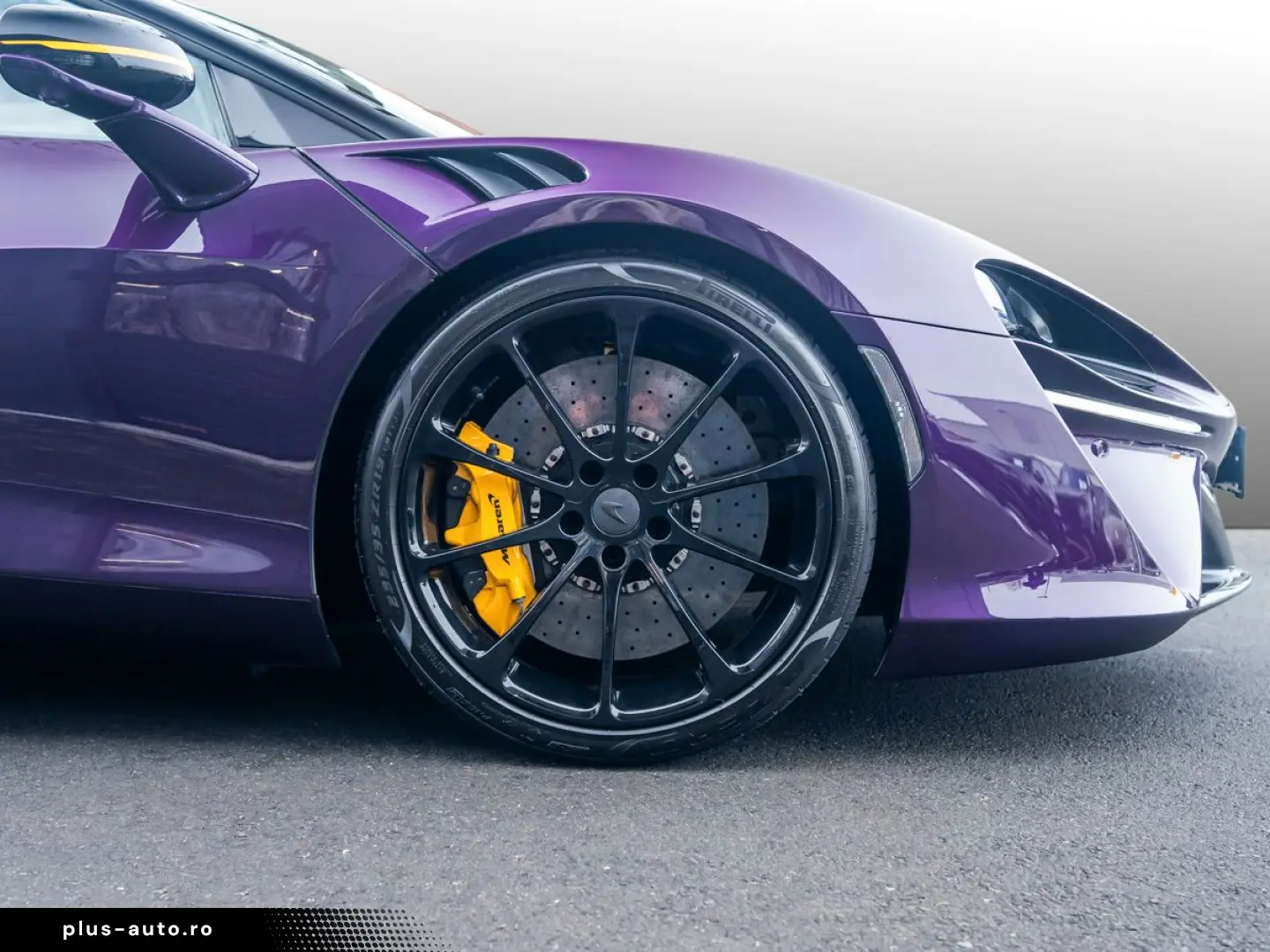 MCLAREN Artura Spider MSO Paint Int.  Perform.   Carbon