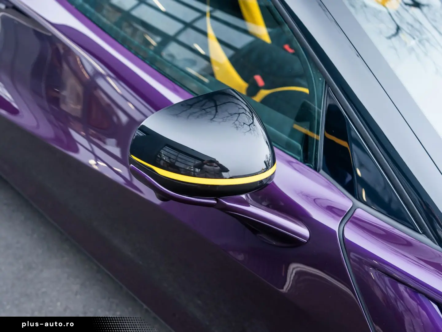 MCLAREN Artura Spider MSO Paint Int.  Perform.   Carbon