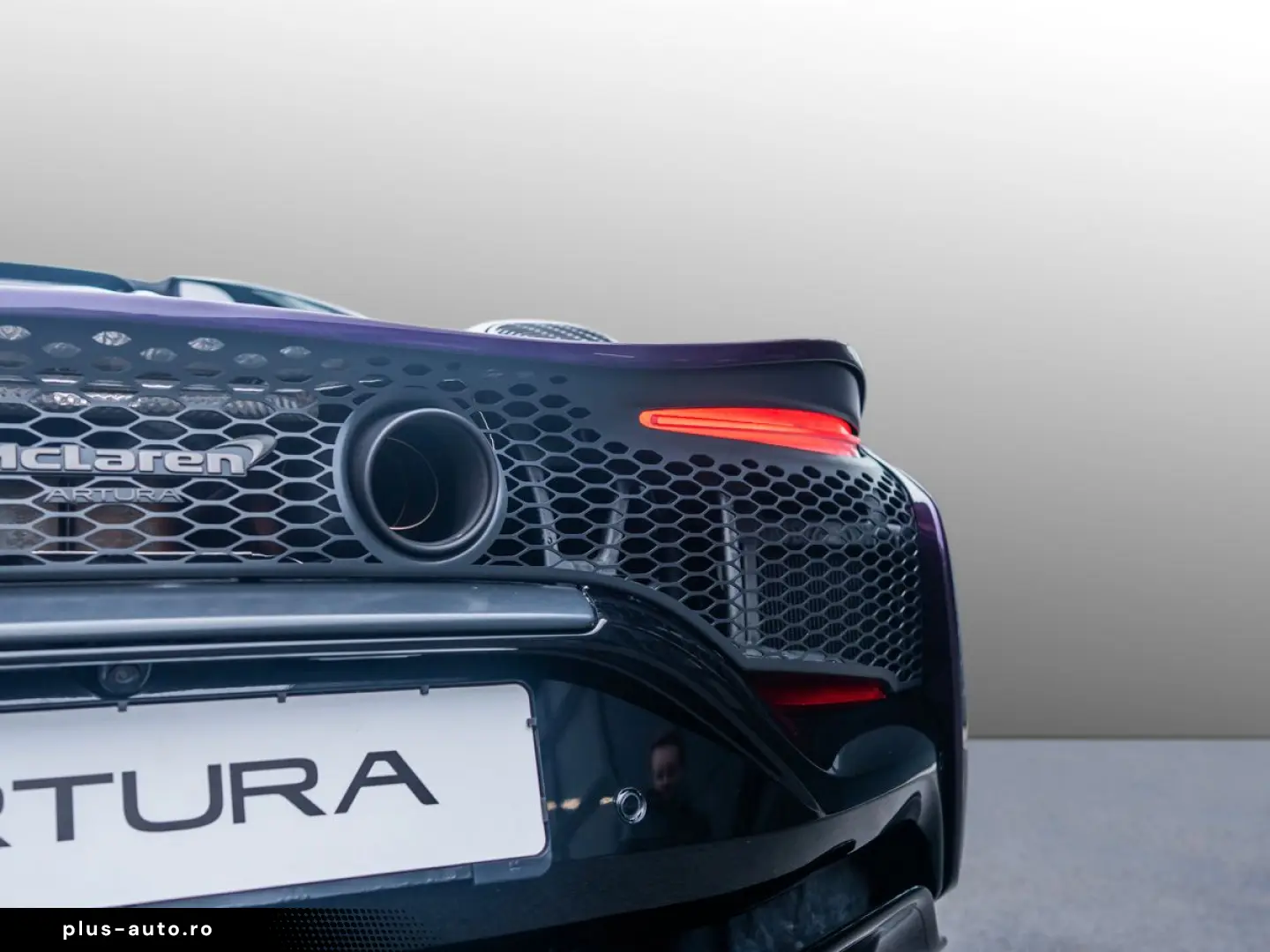 MCLAREN Artura Spider MSO Paint Int.  Perform.   Carbon