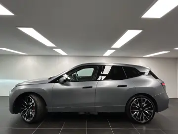 BMW iX xDrive60 M Sportpaket Pro Bowers&Wilkins Surr