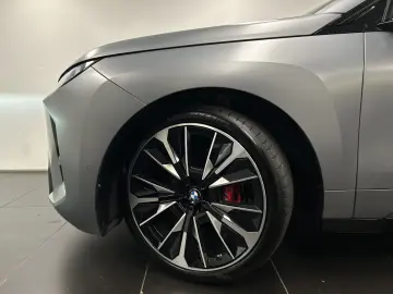 BMW iX xDrive60 M Sportpaket Pro Bowers&Wilkins Surr