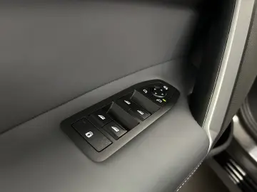 BMW iX xDrive60 M Sportpaket Pro Bowers&Wilkins Surr