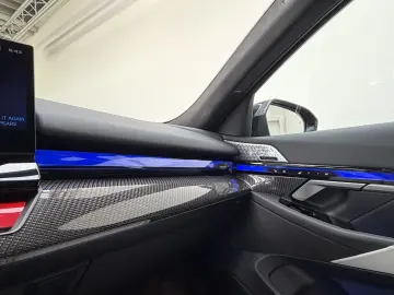 BMW M5 Individual Keramik CarbonExt. Ultimate 305kmh