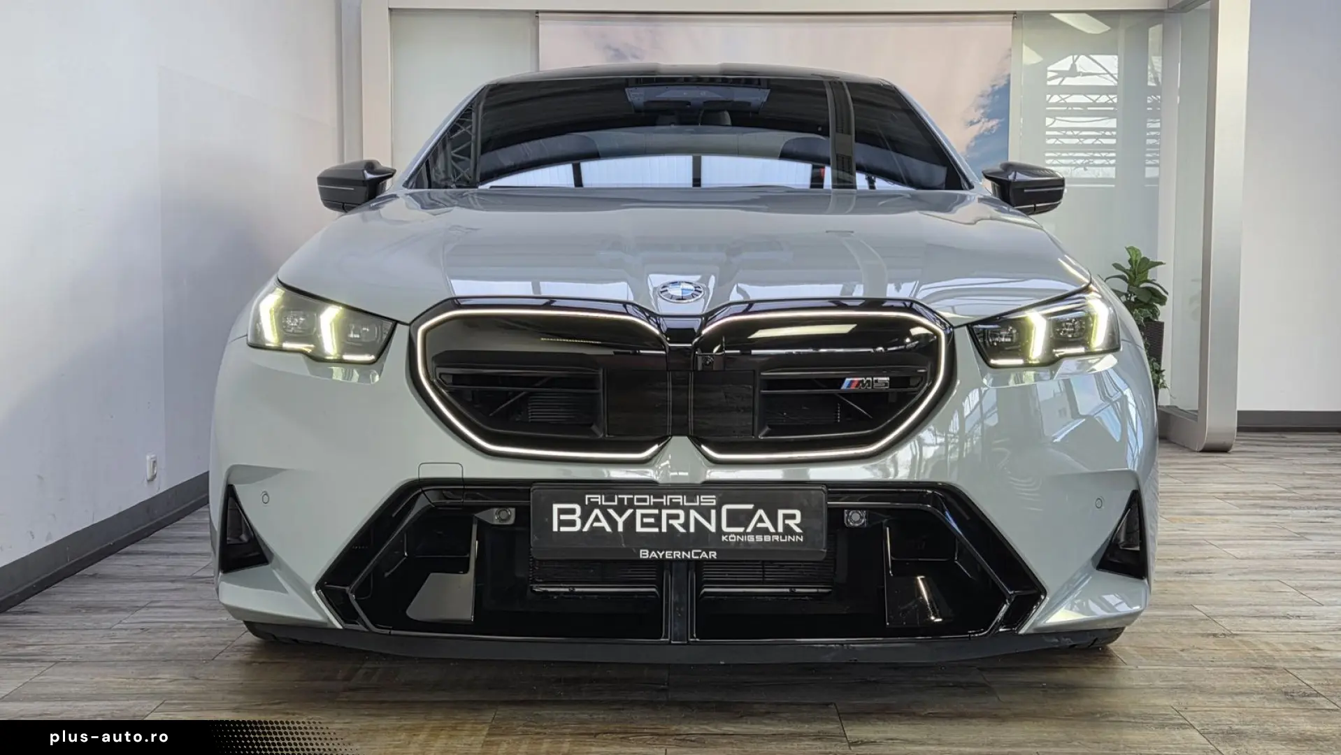 BMW M5 0 5% AHK Sitzlüft.B&W MultiSeats CarbonExt.