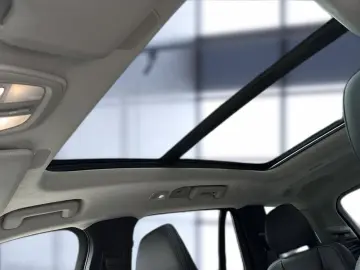 VOLVO XC 90 Ultra Bright Recharge Plug-In Hybrid AWD