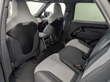 LAND ROVER Range Rover Sport P635 SV EDITION TWO Winter AHK