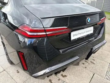BMW M5 CarbonParts DrivAssisProf Head-Up ParkAssisPr