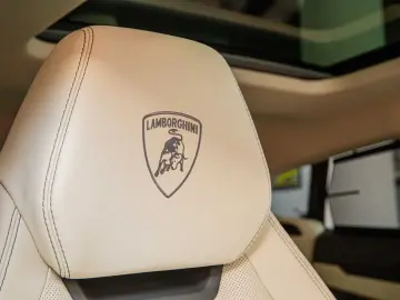 LAMBORGHINI Urus AD PERSONAM TETTO BANG&OLUFSEN 23  NIGHT VI