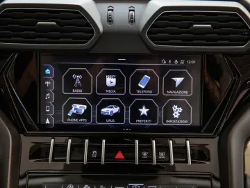 LAMBORGHINI Urus AD PERSONAM TETTO BANG&OLUFSEN 23  NIGHT VI