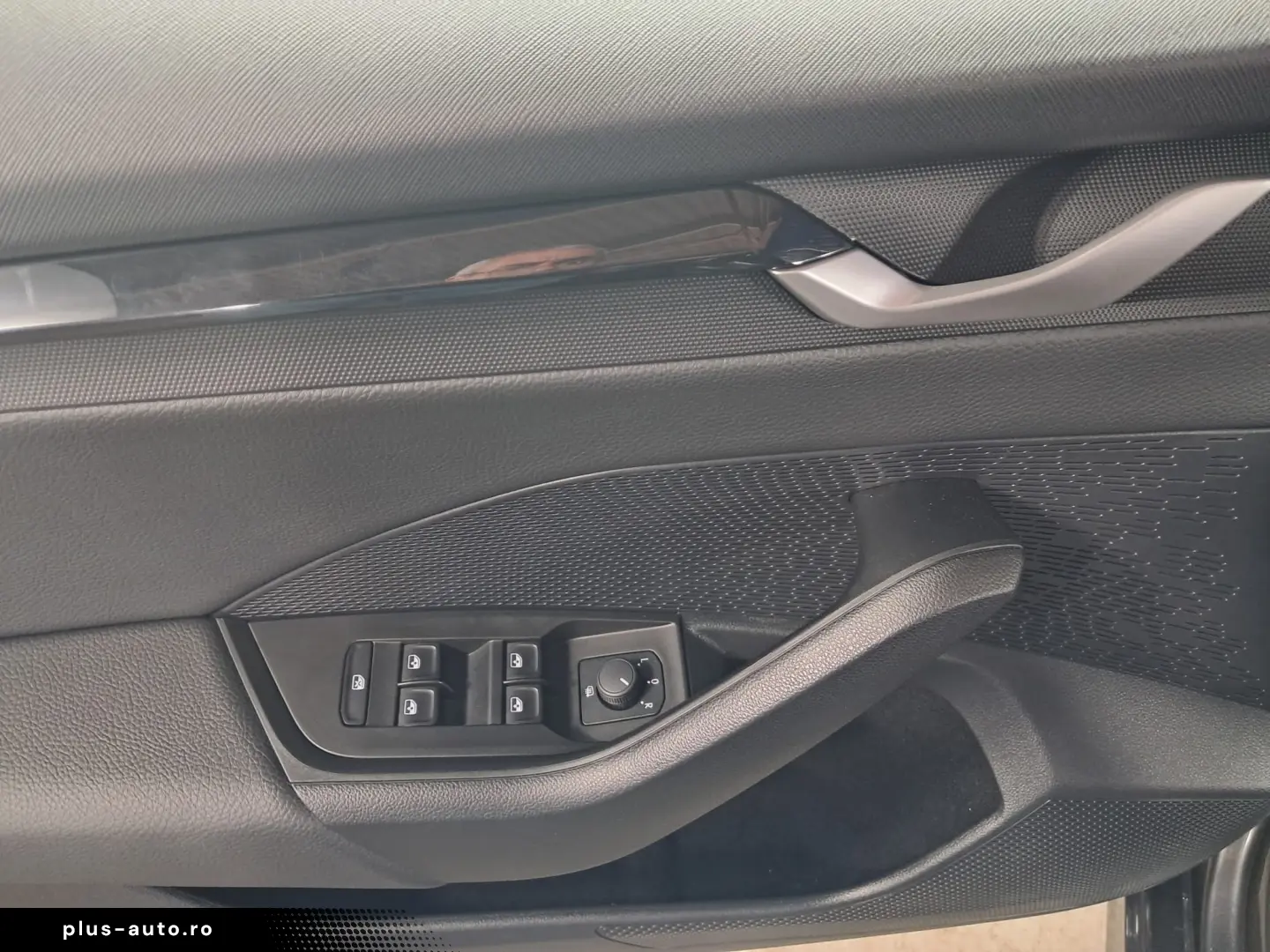 SKODA OCTAVIA IV 1.5TSI 115CP 2024
