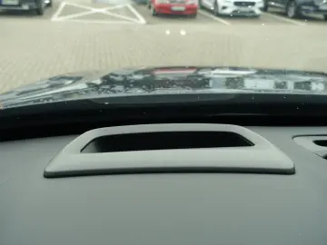 VOLVO XC90 Ultra T8 AWD Plug-in Pano B&W FourC AHK HUD