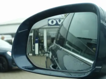 VOLVO XC90 Ultra T8 AWD Plug-in Pano B&W FourC AHK HUD