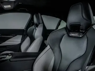 BMW M5 ULTIMATE DRIVERS CARBON KERAMI