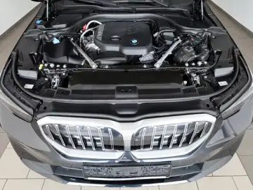 BMW 520 d  Travel Innov. Pak Panorama HUD
