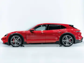 Porsche Taycan 4S Cross Turismo InnoDrive