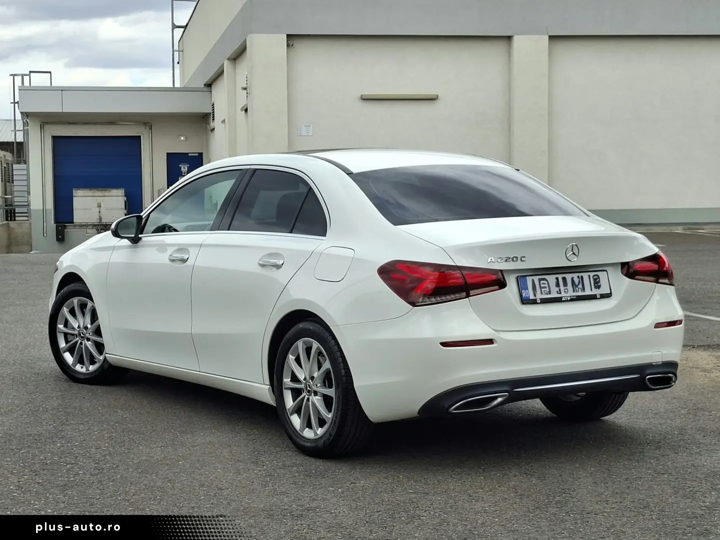 Mercedes-Benz A220