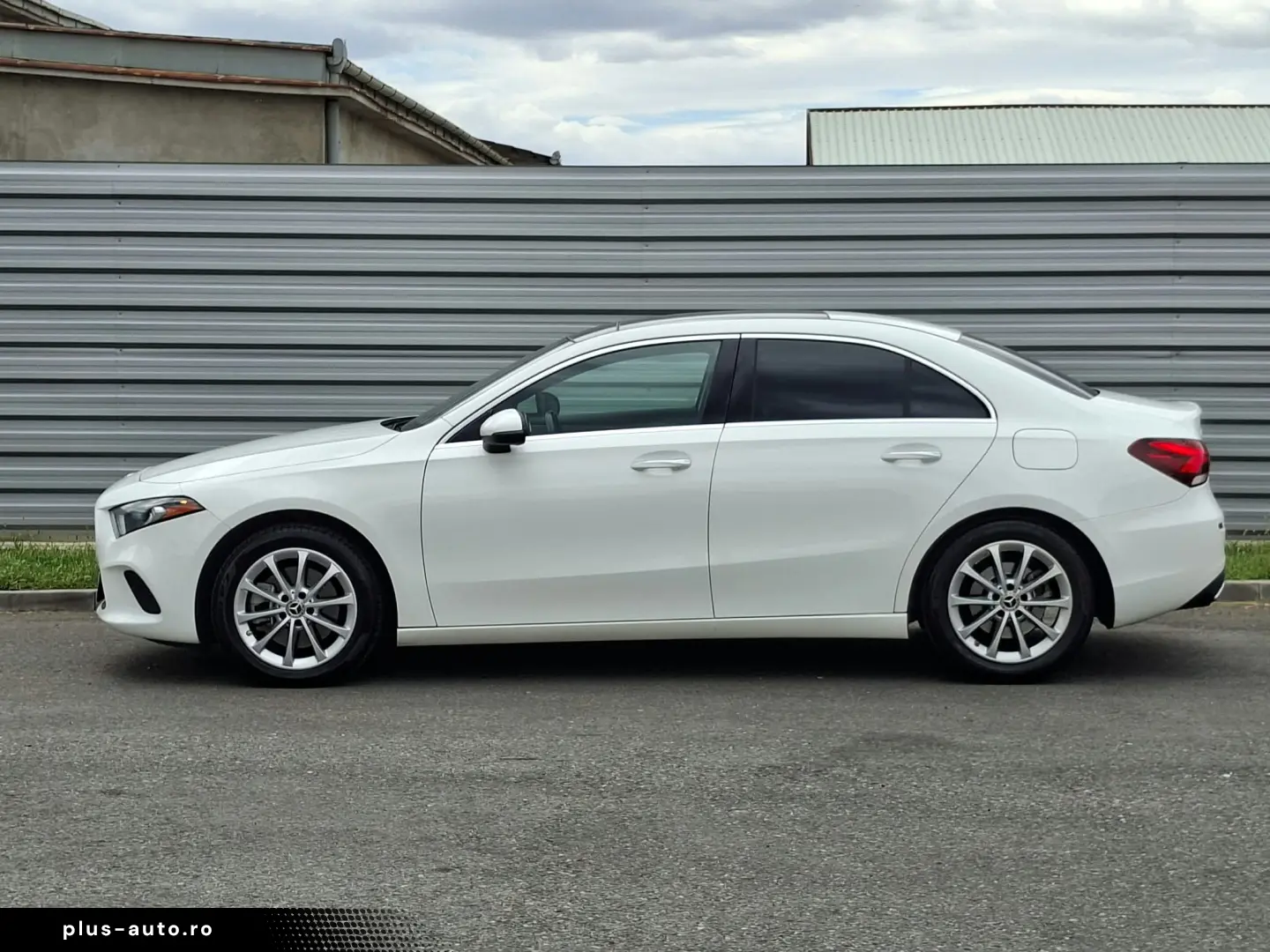 Mercedes-Benz A220