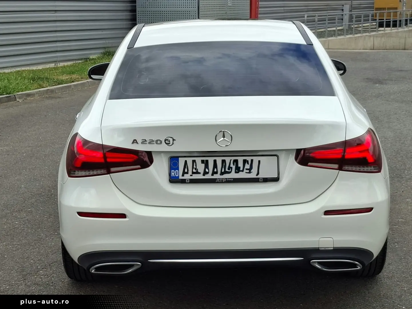 Mercedes-Benz A220