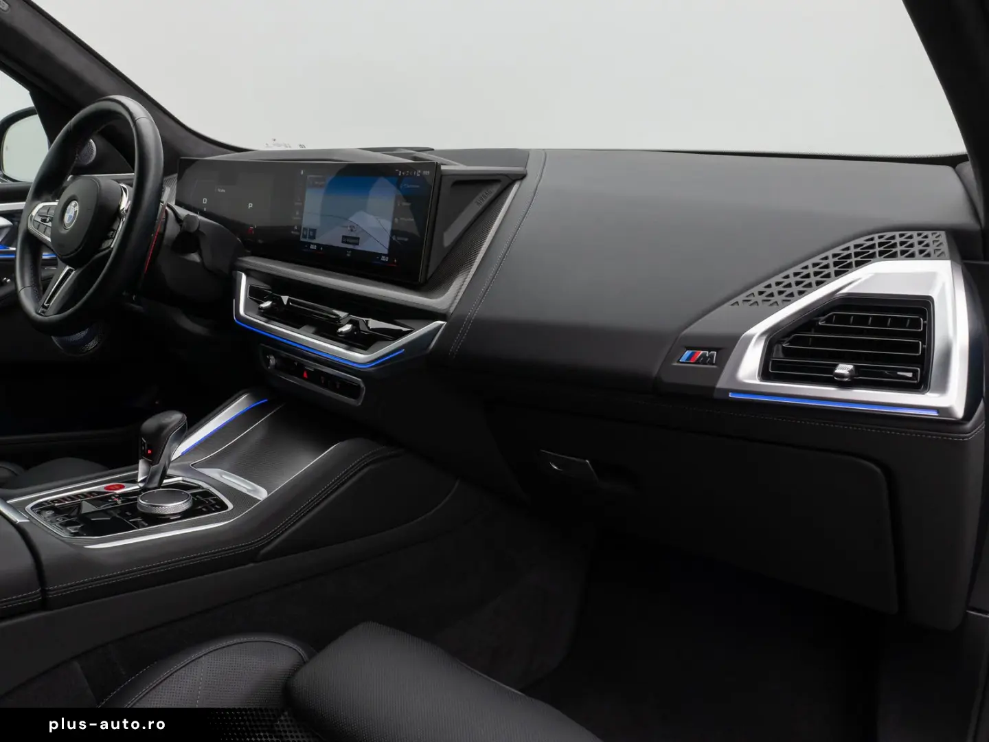 BMW XM 360  HUD DAB B&W Massage SoftCl AHK 22  Voll