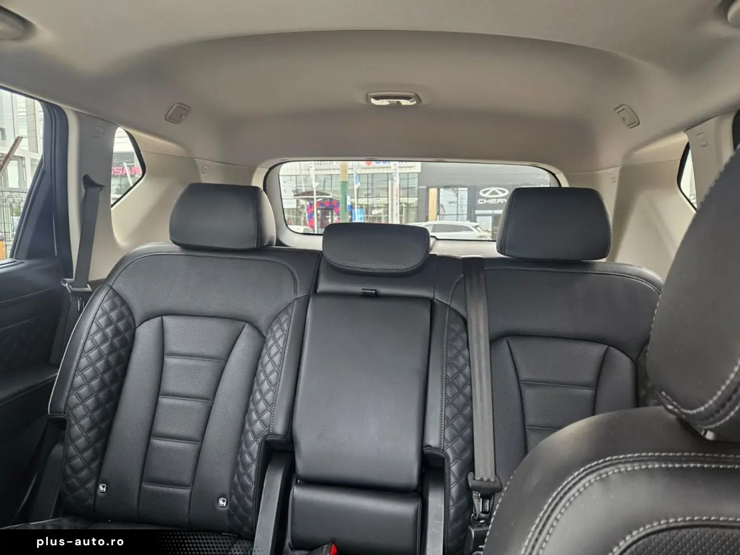 Ssangyong Rexton Premium plus cu trapa si praguri electrice