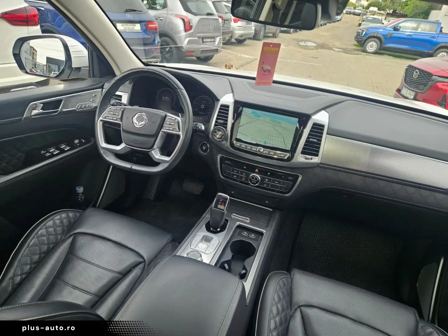 Ssangyong Rexton Premium plus cu trapa si praguri electrice
