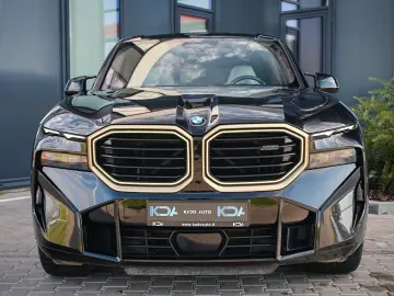 BMW XM Basis