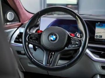 BMW XM Basis